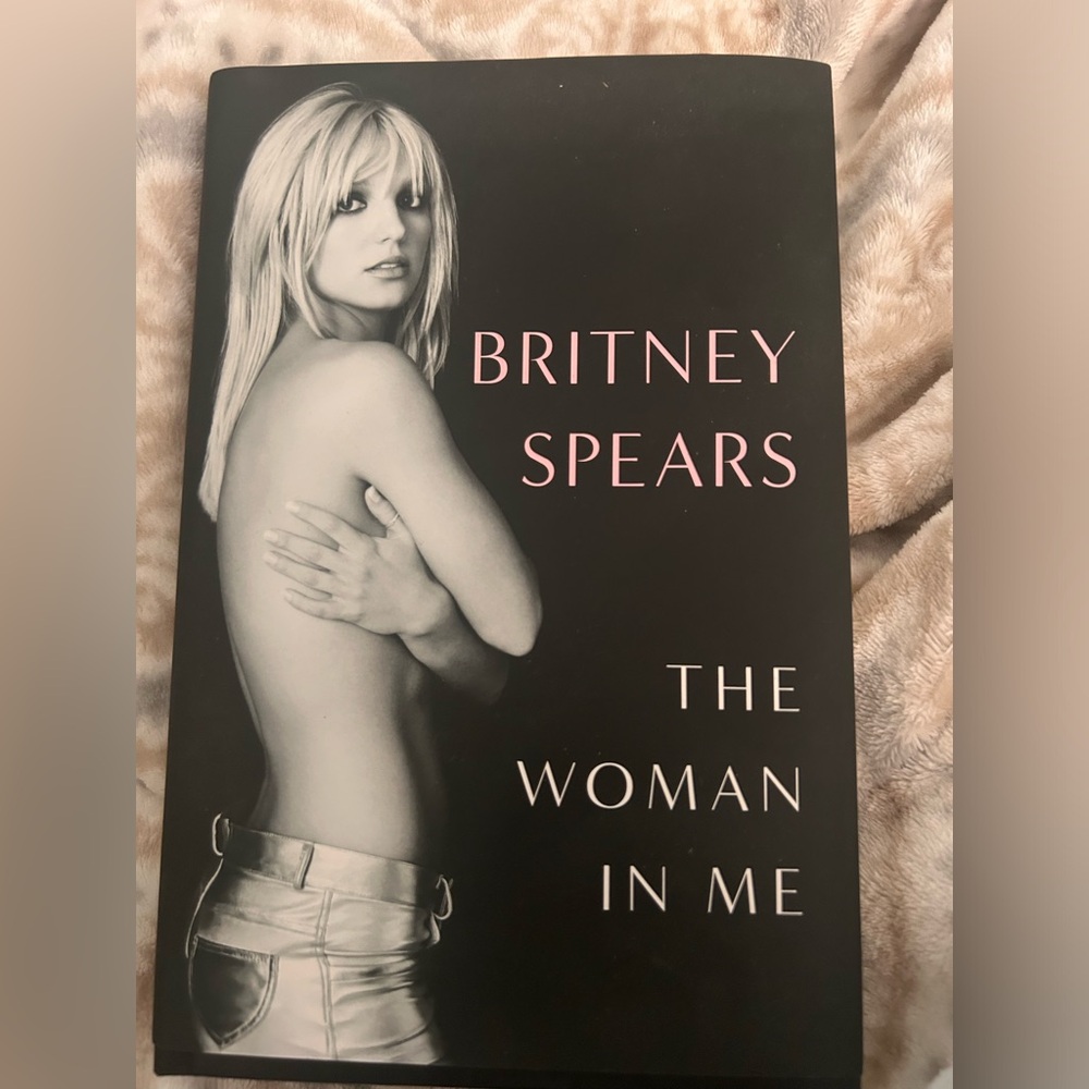 Book... Brittany Spears The Woman In Me